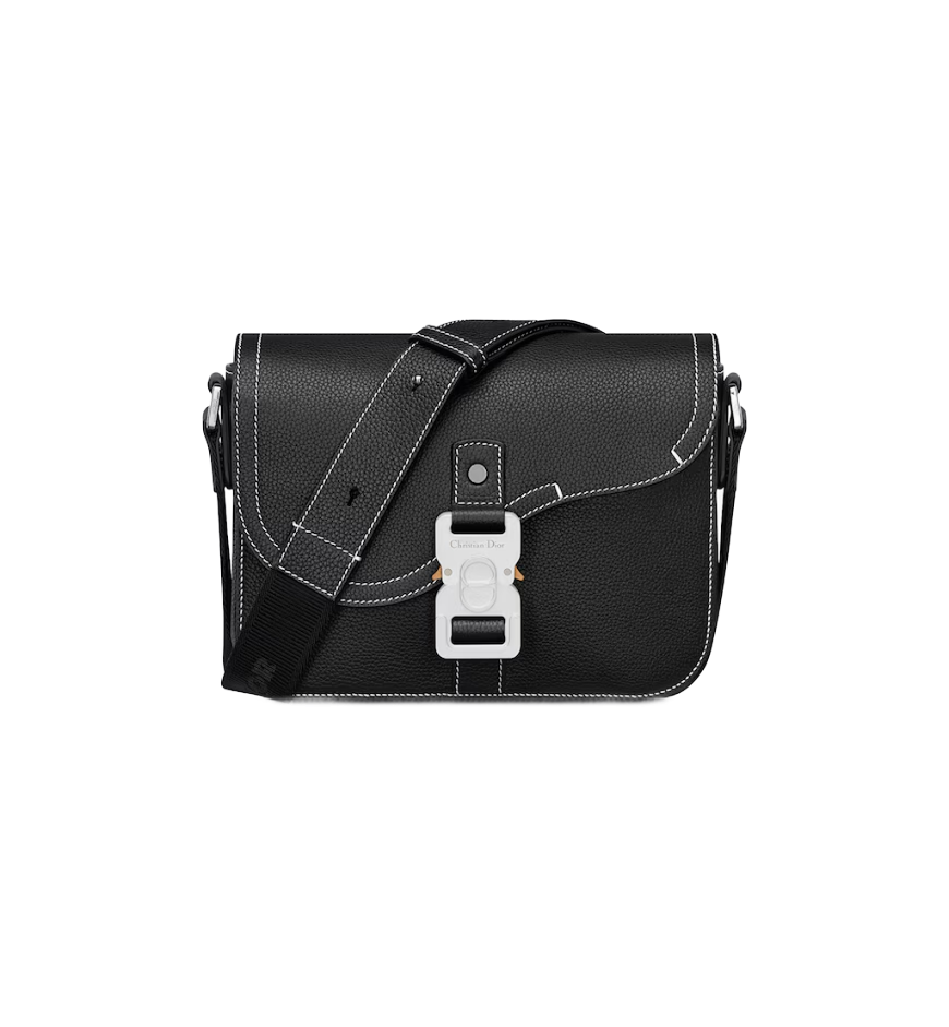 Crossbody Bags for Travel Days, Weekend Outfits, and Hands-Free Styling